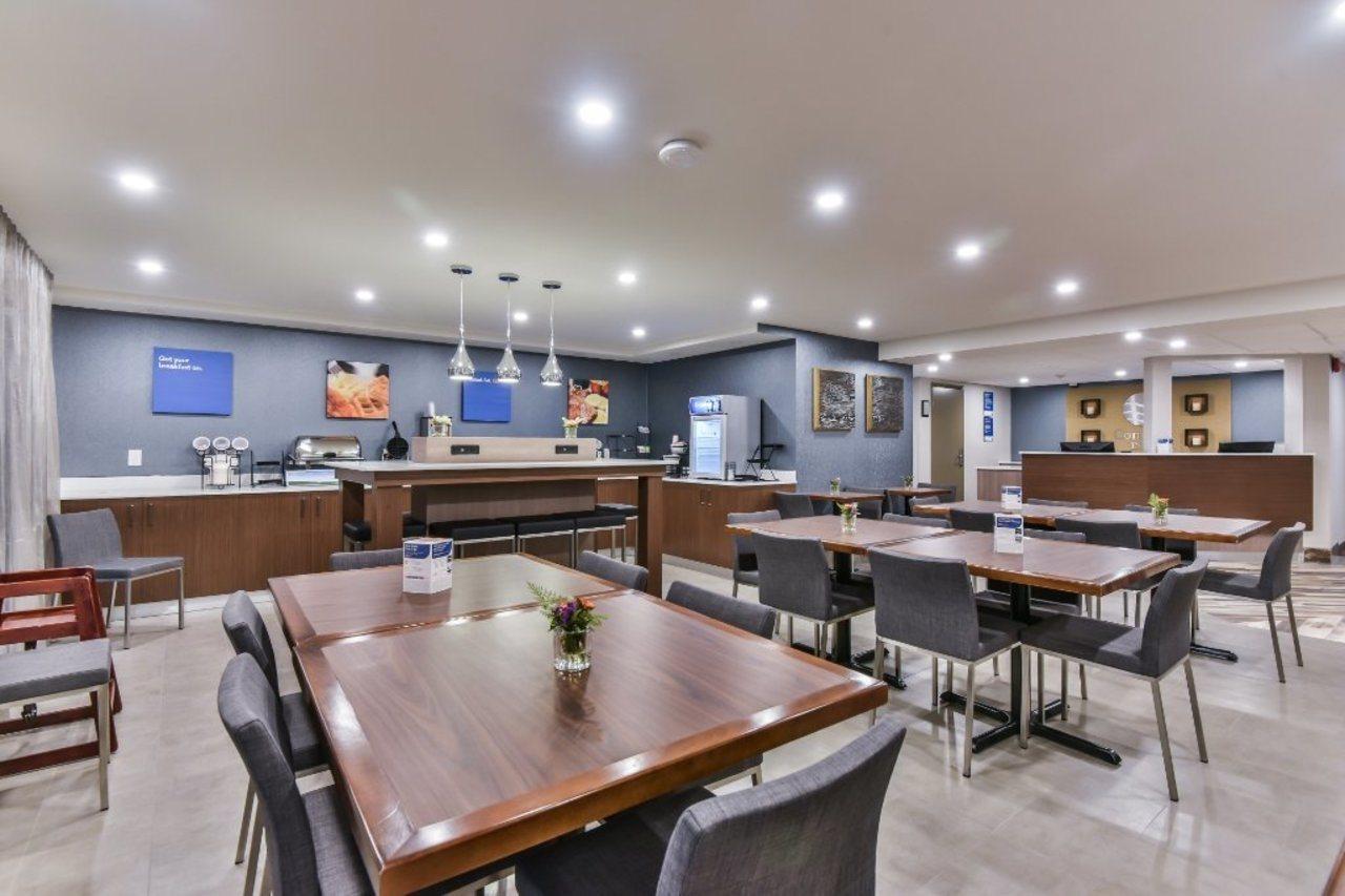 Comfort Inn Aeroport Dorval Zewnętrze zdjęcie