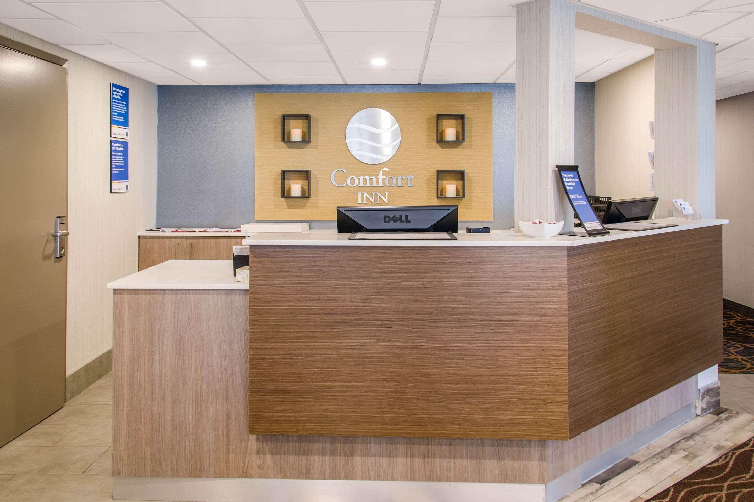 Comfort Inn Aeroport Dorval Zewnętrze zdjęcie