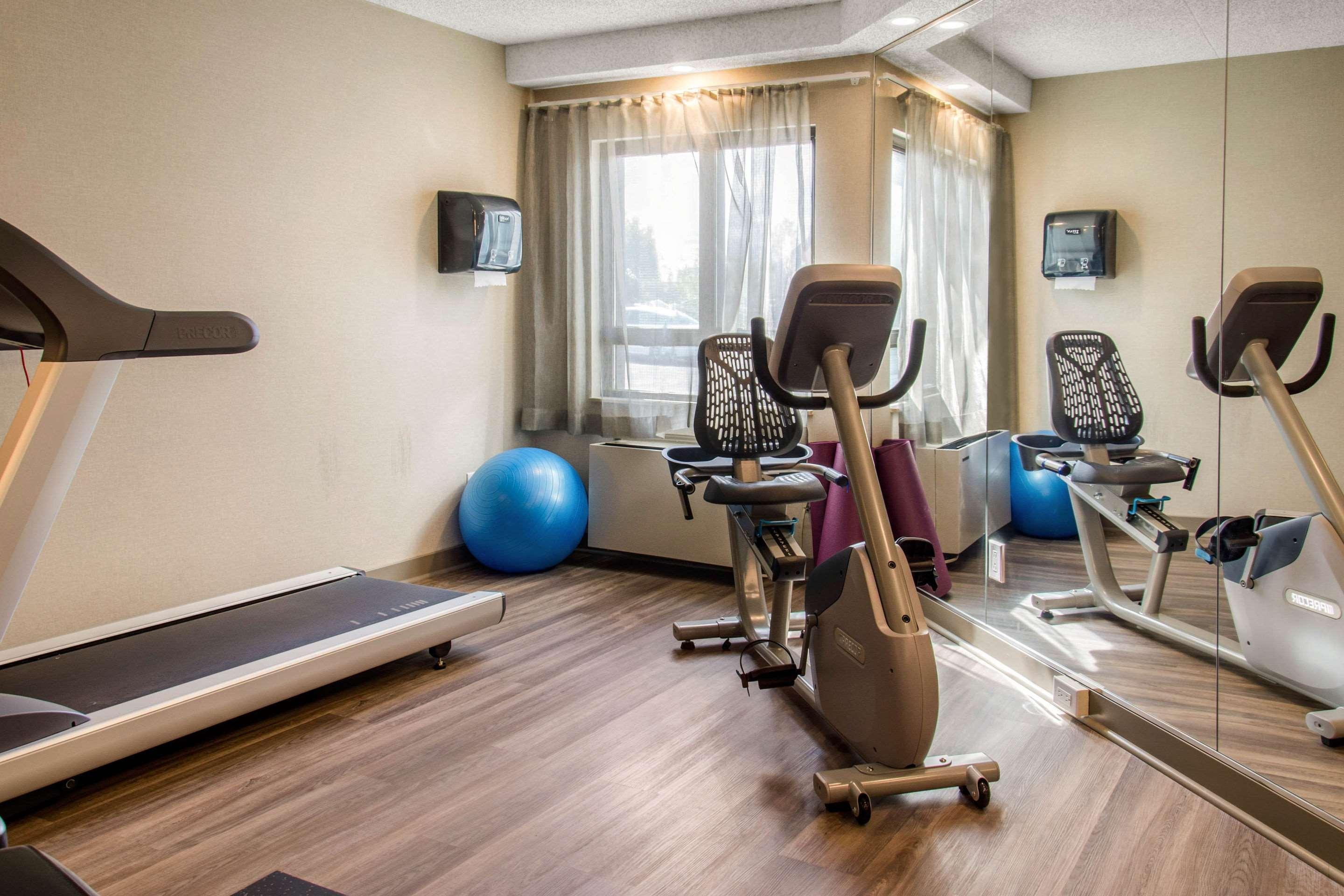 Comfort Inn Aeroport Dorval Zewnętrze zdjęcie