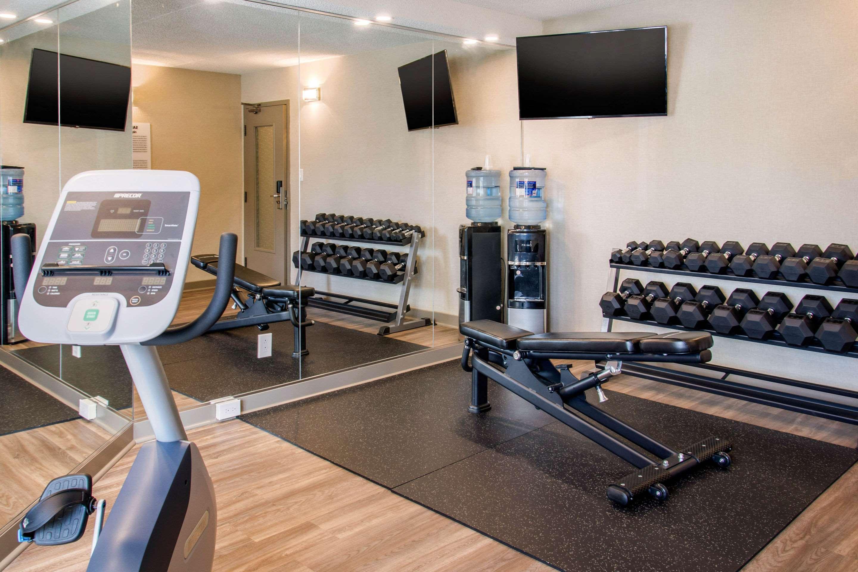Comfort Inn Aeroport Dorval Zewnętrze zdjęcie