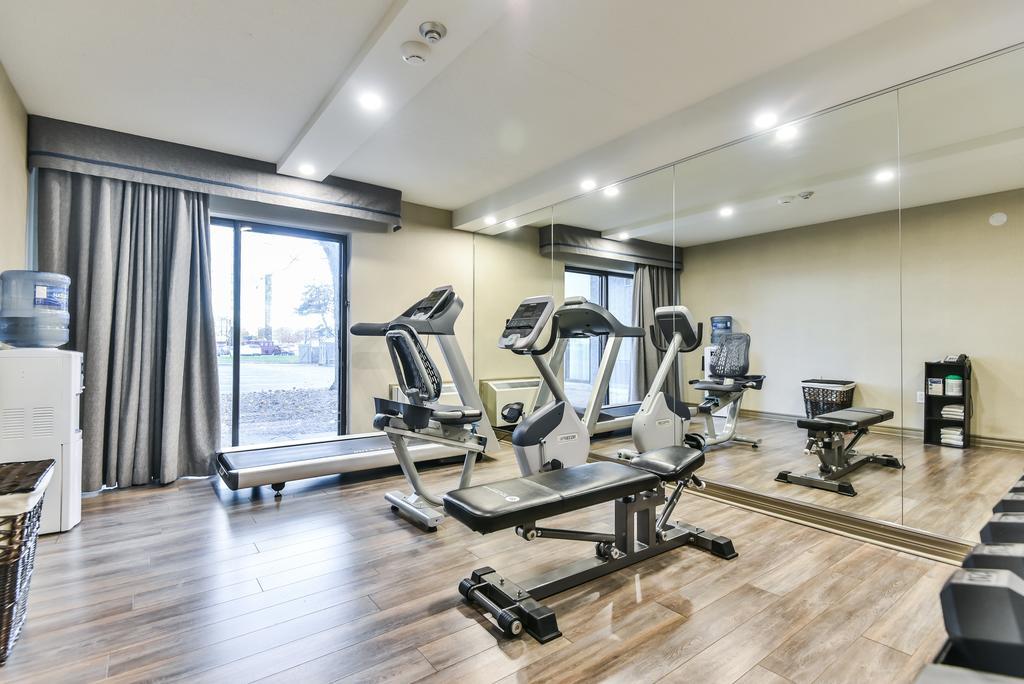 Comfort Inn Aeroport Dorval Zewnętrze zdjęcie